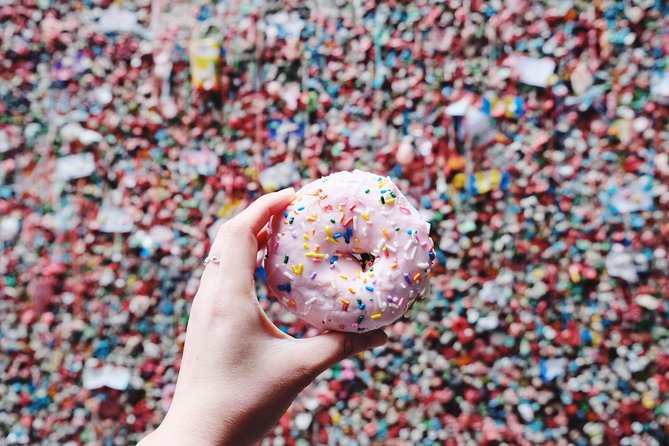 Seattle Delicious Donut Adventure & Walking Food Tour - Dahlia Bakery: a longer stop where you can slow down