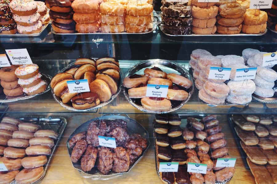 Seattle: Guided Delicious Donut Tour with Tastings - Meeting at Top Pot and walking the downtown loop