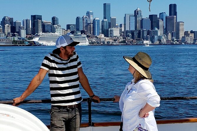 Seattle Sailing Harbor Tour - Stop-by-stop: Waterfront and the Space Needle postcard angle