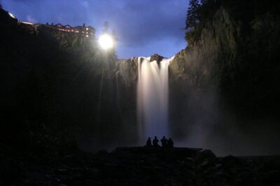 Snoqualmie Falls + Wine Tasting: All-Inclusive Small-Group Tour - William Grassie Wine Estates: Tasting Plus a Full Seasonal Lunch